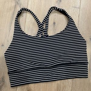 Lululemon sports bra - Size 4